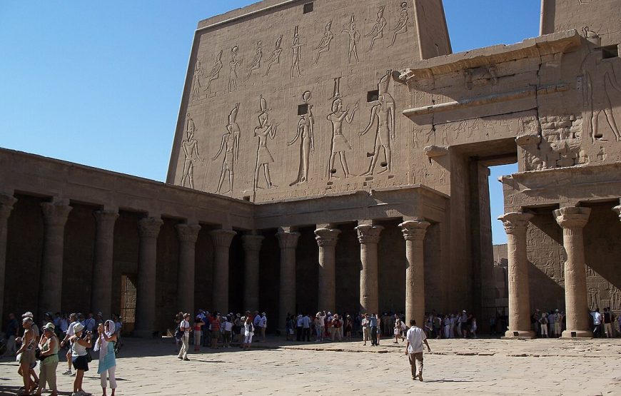 Package 8 Days 7 Nights Cairo & Christmas, New Year Nile Cruise by Air