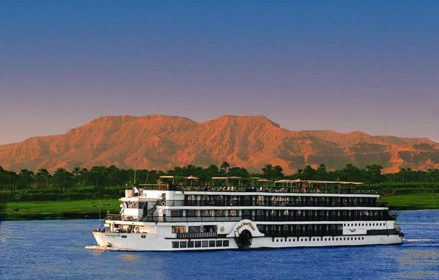 8 Days in Cairo, New Year & Christmas Nile Cruise by Sleeper Train