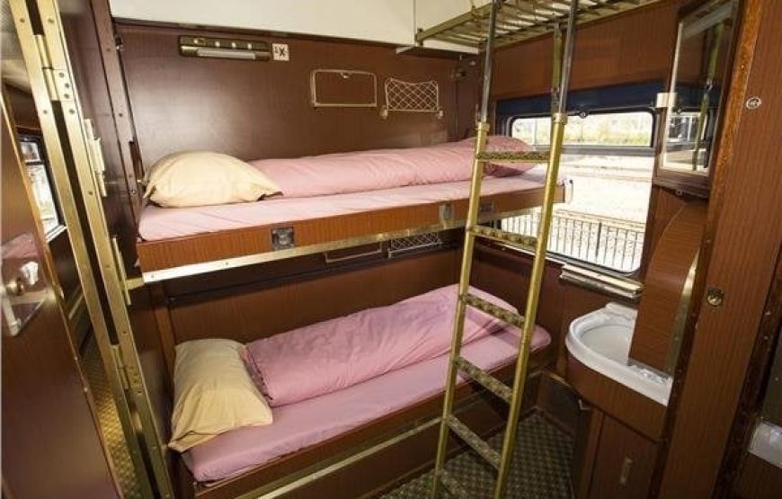 8 Days in Cairo, New Year & Christmas Nile Cruise by Sleeper Train