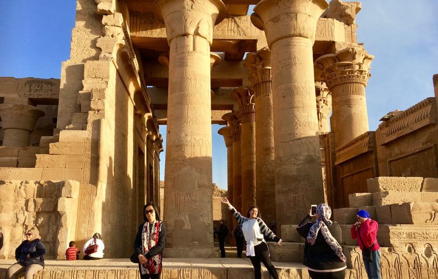 8 Days Cairo, Alexandria & Nile Cruise Tour Package by Flight