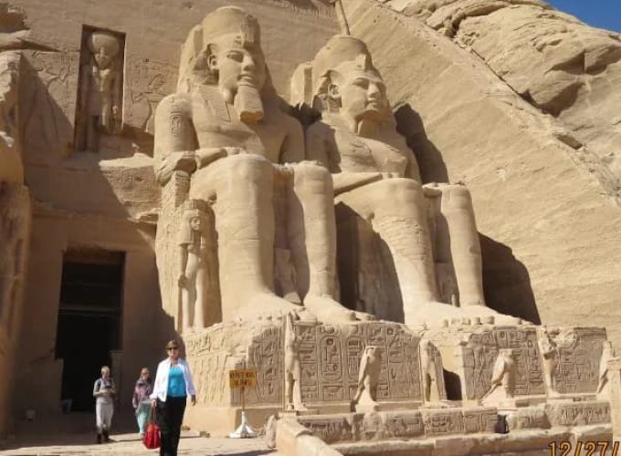 4 Days at Mövenpick Prince Nile Cruise