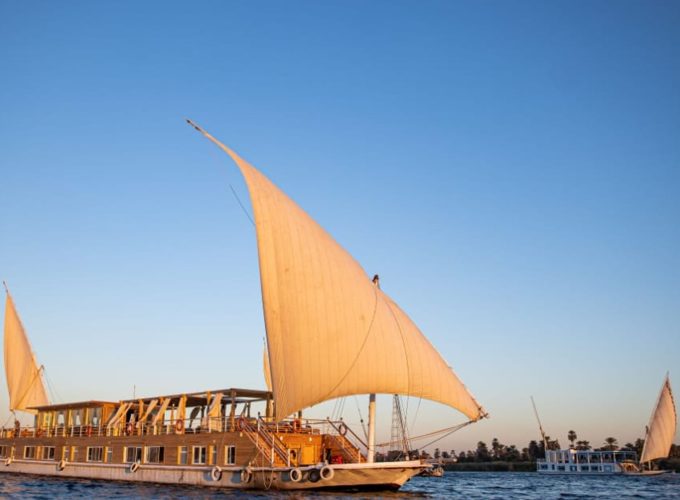 4 Days Dahabiya Nile River Cruise from Aswan to Luxor