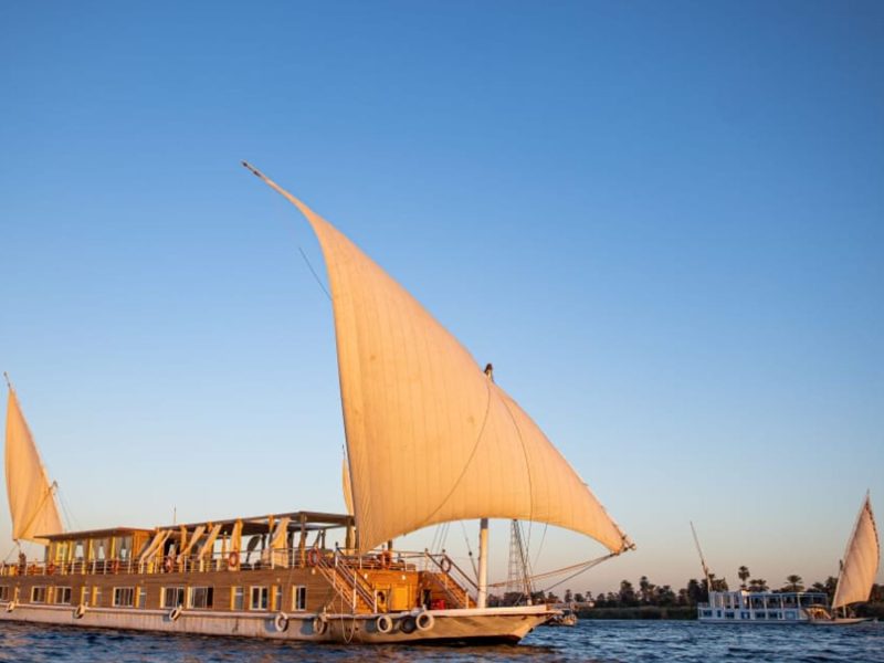 4 Days Dahabiya Nile River Cruise from Aswan to Luxor